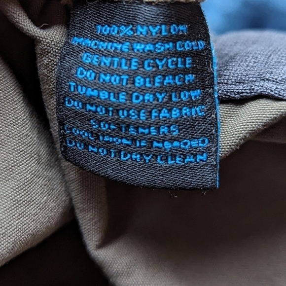 Eastern Mountain Sports Forest Brown 100% Nylon Hiking Shorts Size 16 - Picture 6 of 7